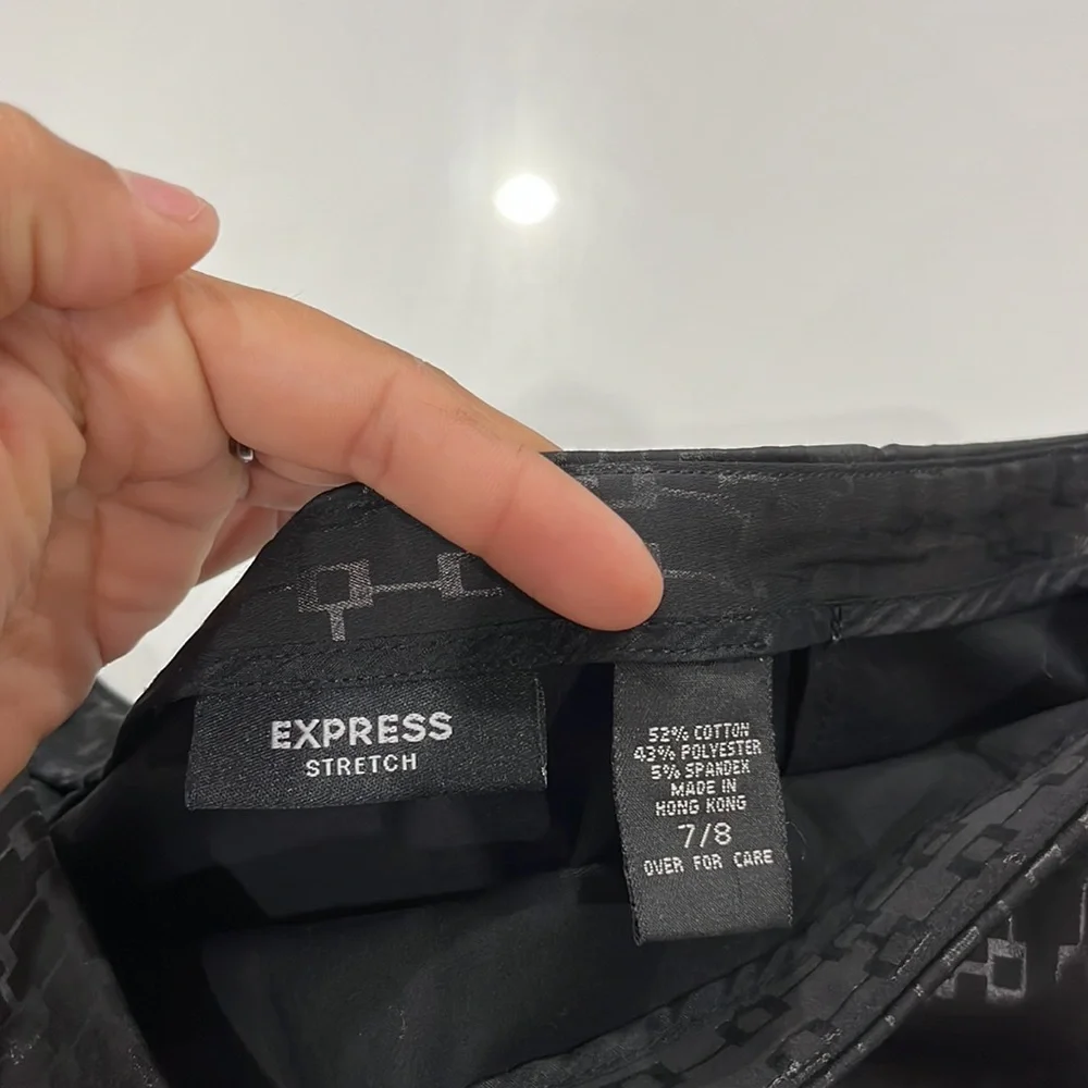 Express,mini skirt - Picture 3 of 3